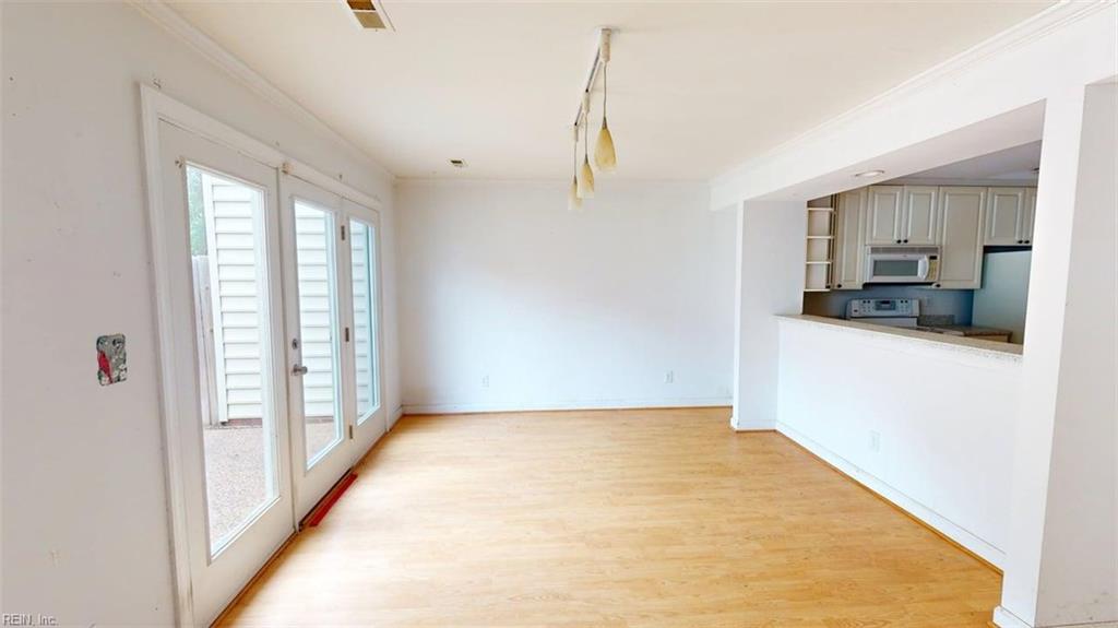 2505 Fair Chse Property Photo 18