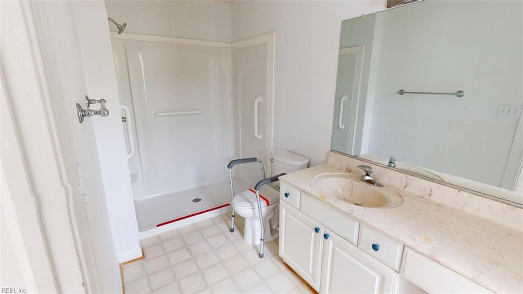 2505 Fair Chse Property Photo 35