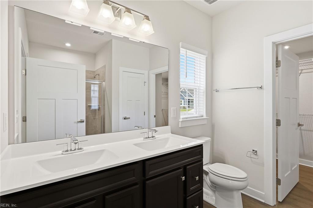 2101 Mainsail Dr Property Photo 27