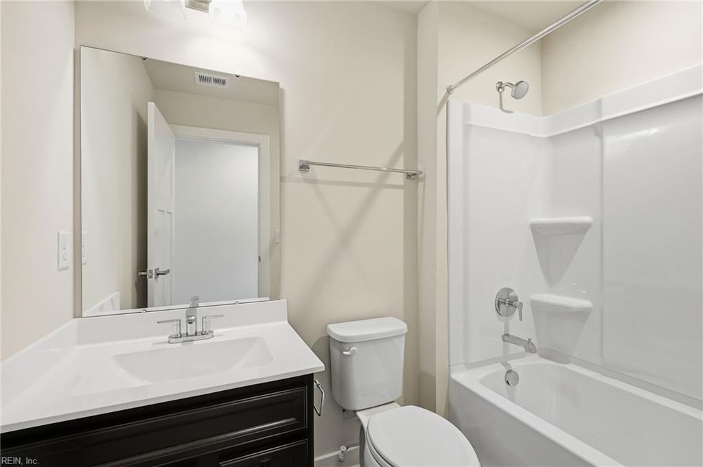 2101 Mainsail Dr Property Photo 33