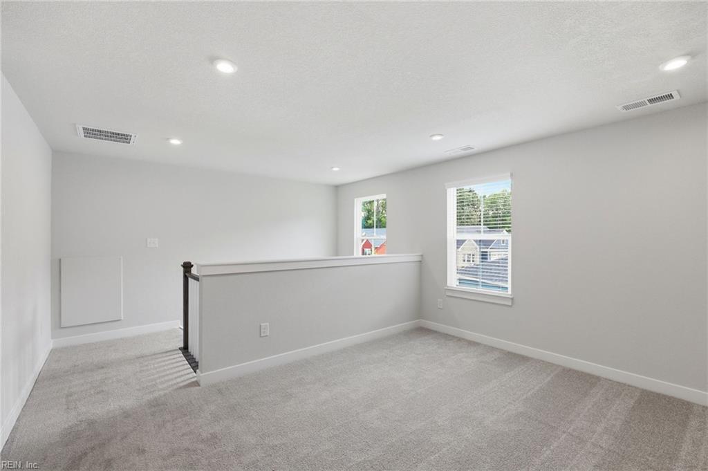 2101 Mainsail Dr Property Photo 35