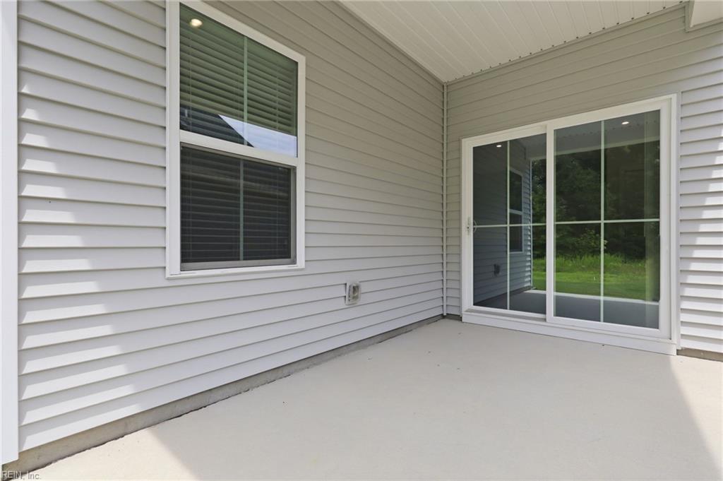2101 Mainsail Dr Property Photo 38