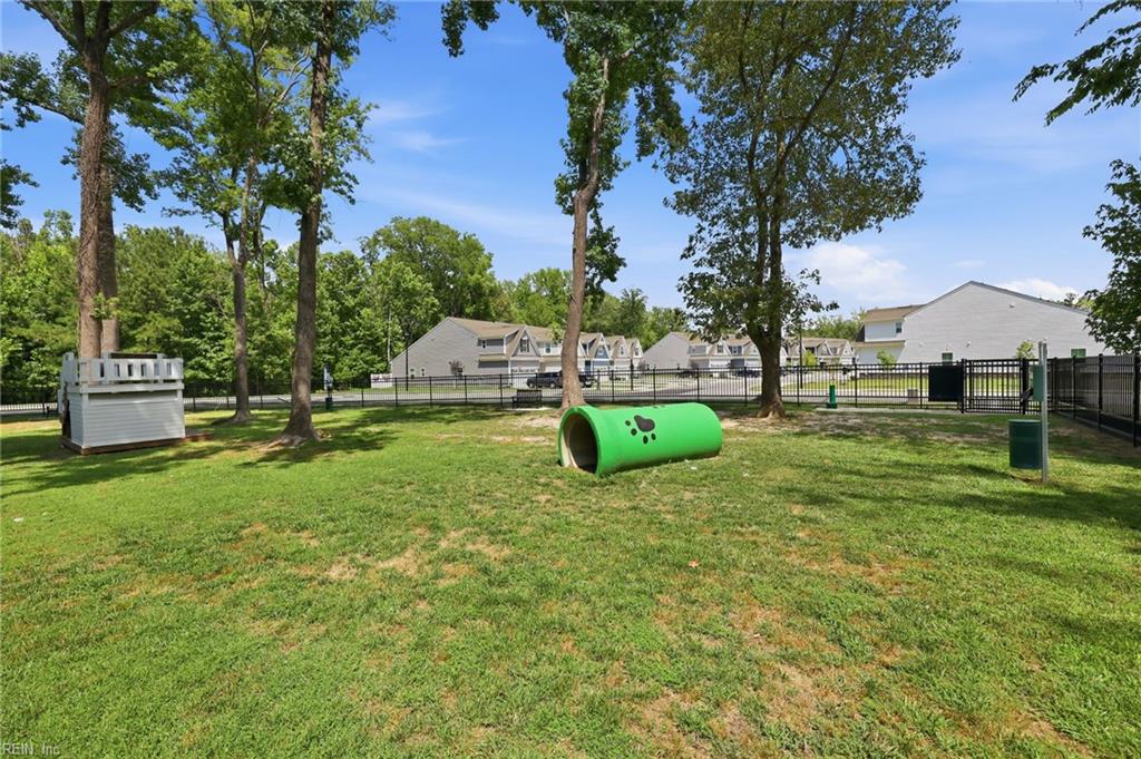 2101 Mainsail Dr Property Photo 42