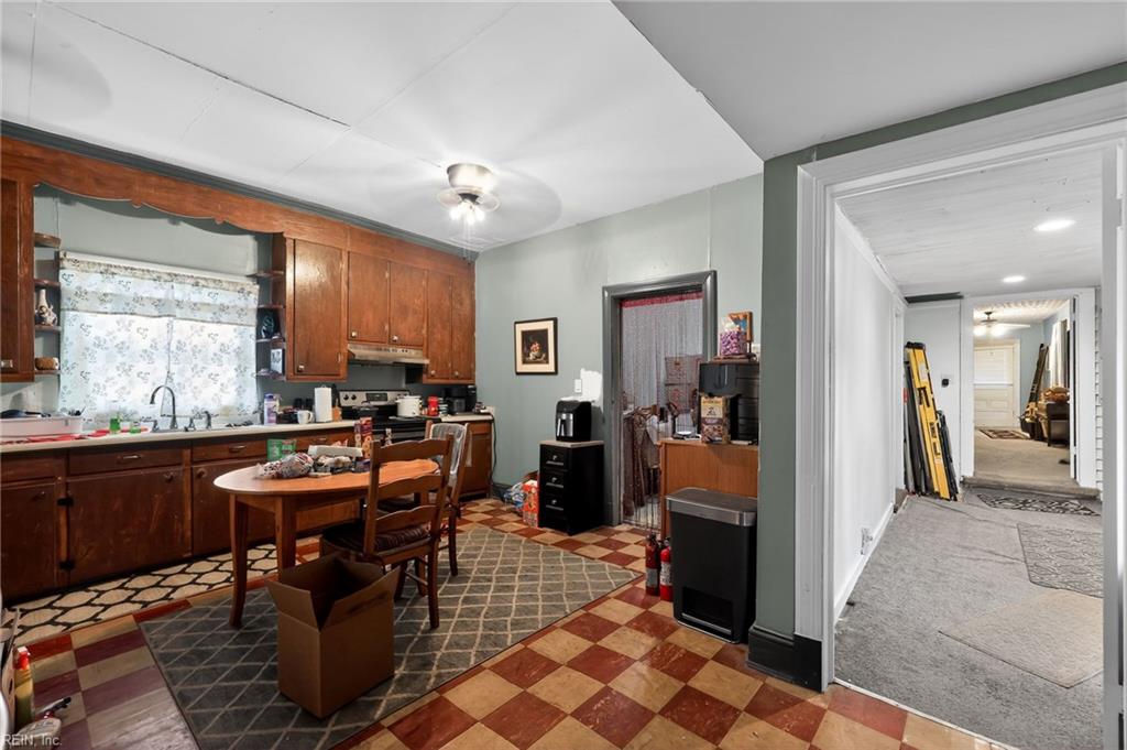 412 Park Ave Property Photo 5