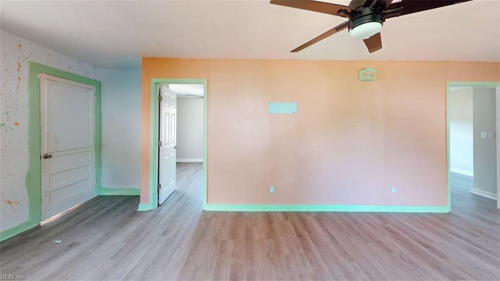 307 Elizabeth St Property Photo 29