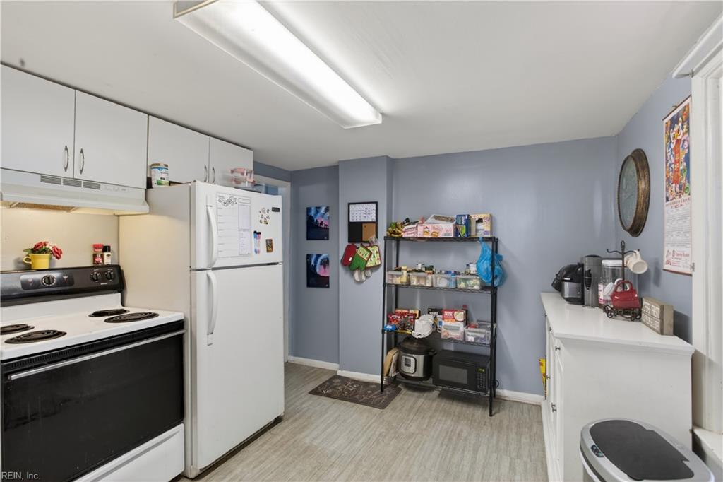 2041 Lockard Ave Property Photo 12