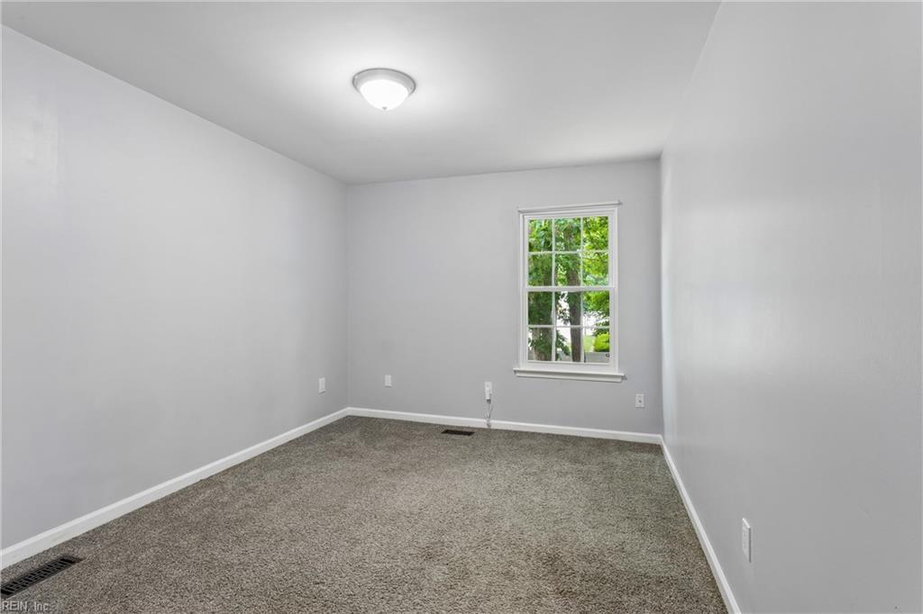 453 Wyn Dr Property Photo 14