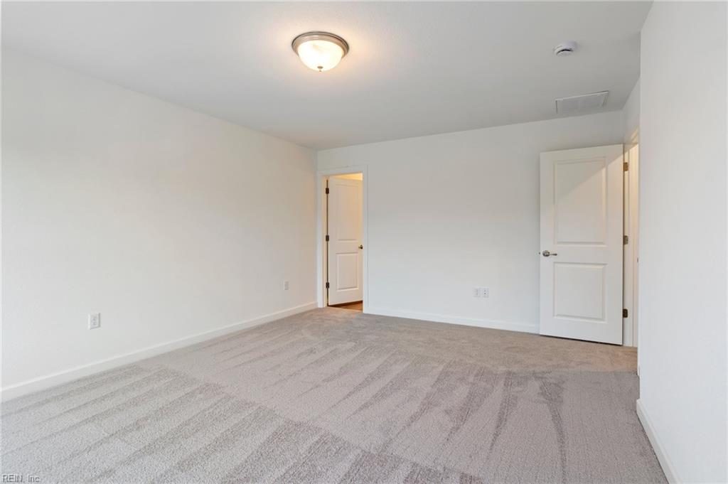 4906 Apricot Way Property Photo 8