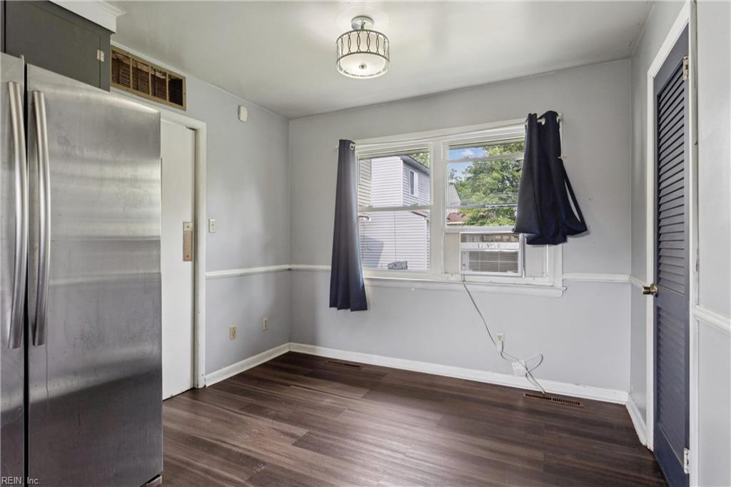 1006 Easterly Ave Property Photo 19