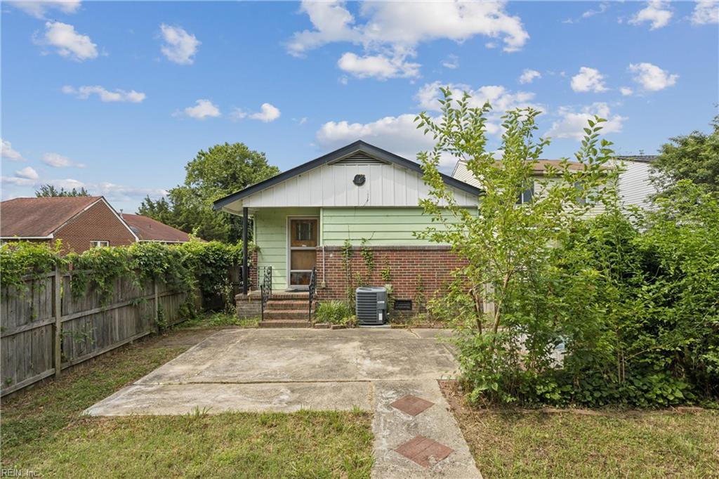 1006 Easterly Ave Property Photo 24