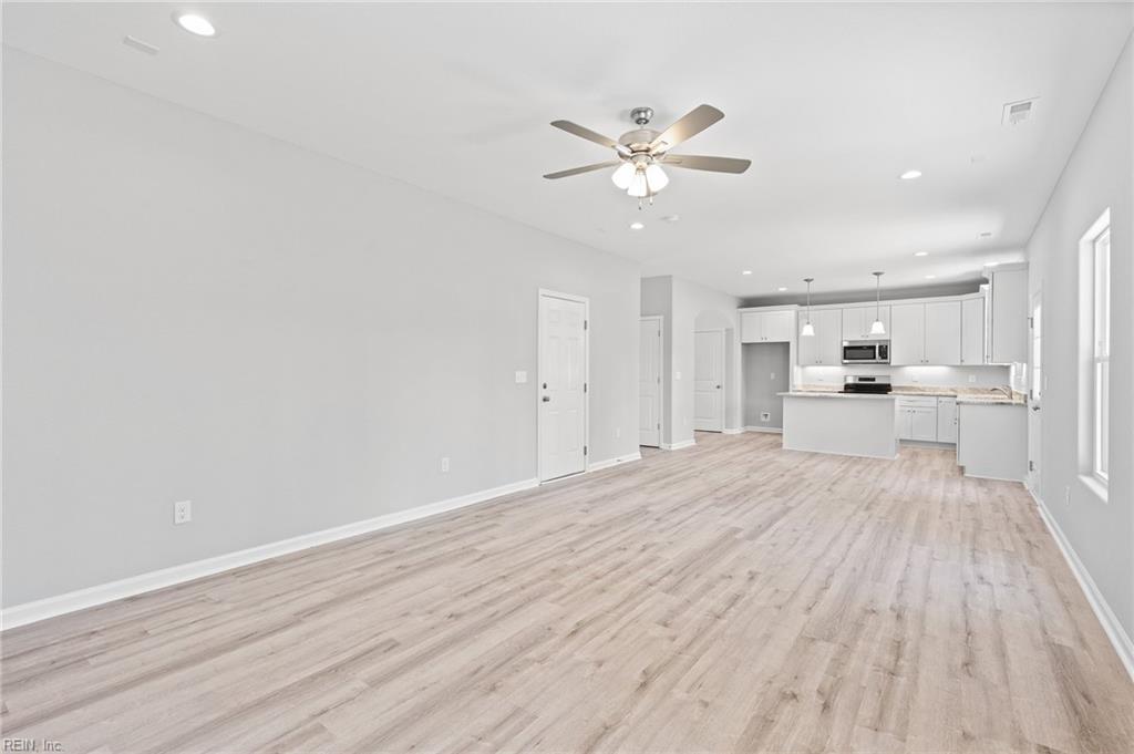 334 New St Property Photo 12