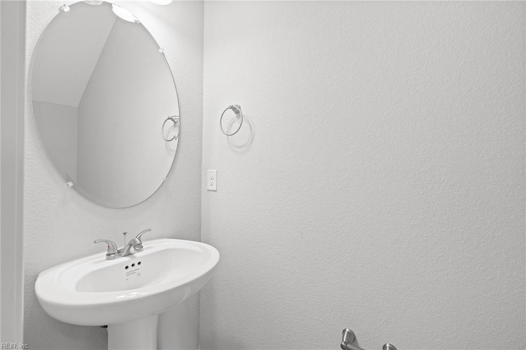 334 New St Property Photo 13