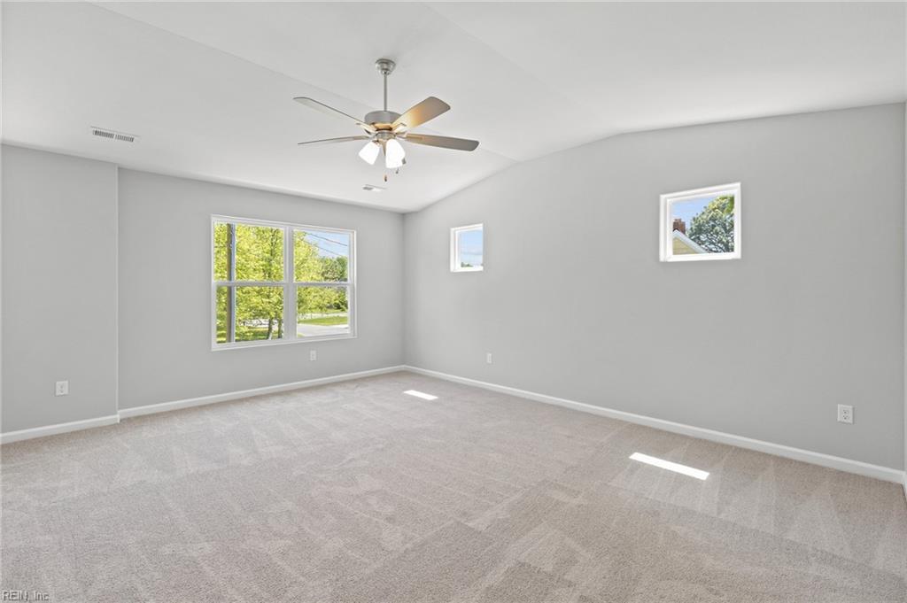 334 New St Property Photo 14