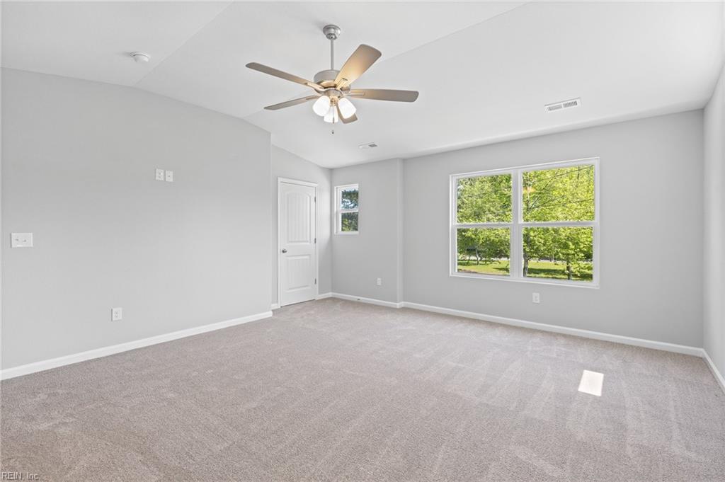 334 New St Property Photo 15