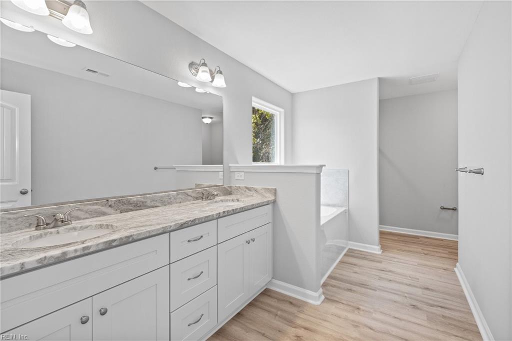 334 New St Property Photo 18