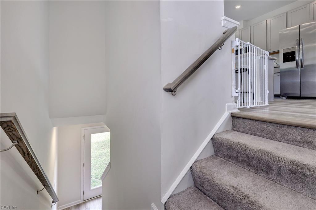 5885 Ginger Dr Property Photo 6