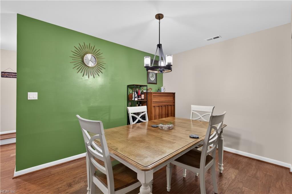 2129 Pier Point Pl Property Photo 4