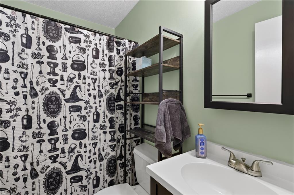 2129 Pier Point Pl Property Photo 12