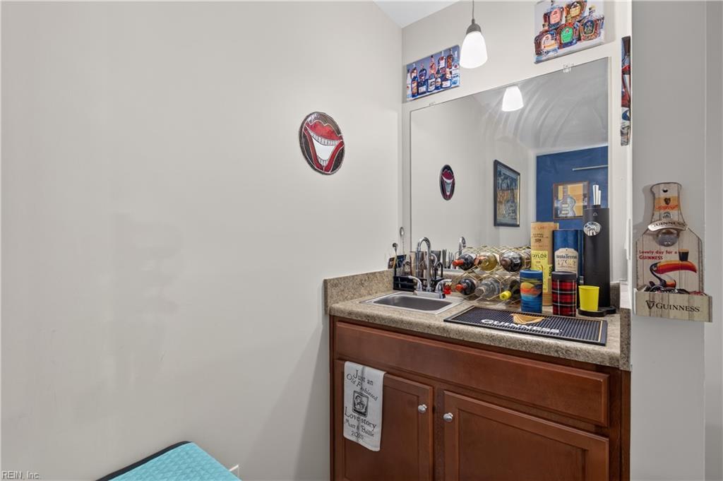 2129 Pier Point Pl Property Photo 13