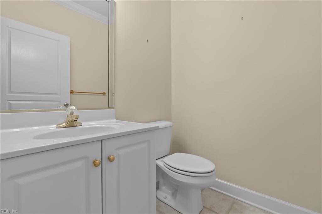 2420 Ocean Shore Cres Property Photo 27