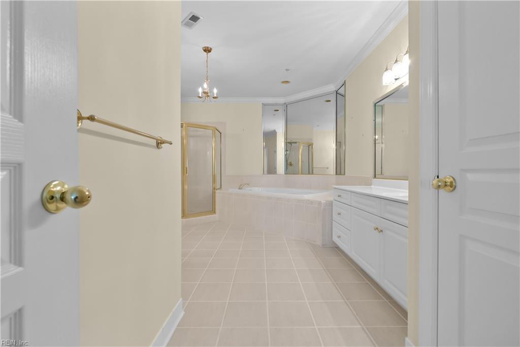 2420 Ocean Shore Cres Property Photo 32
