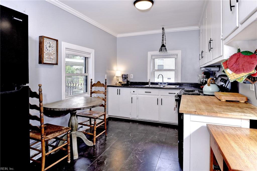 614 Main St Property Photo 15