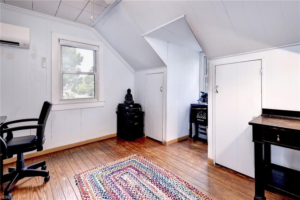 614 Main St Property Photo 23