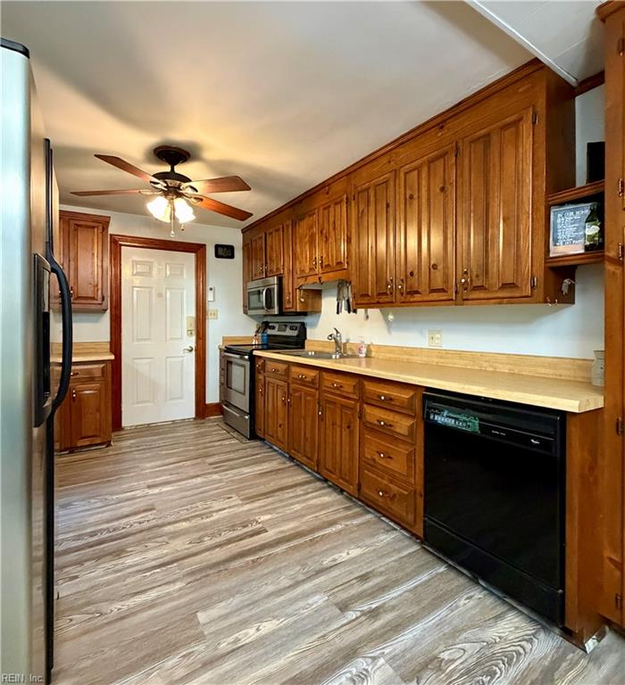 2224 Kings Hwy Property Photo 3