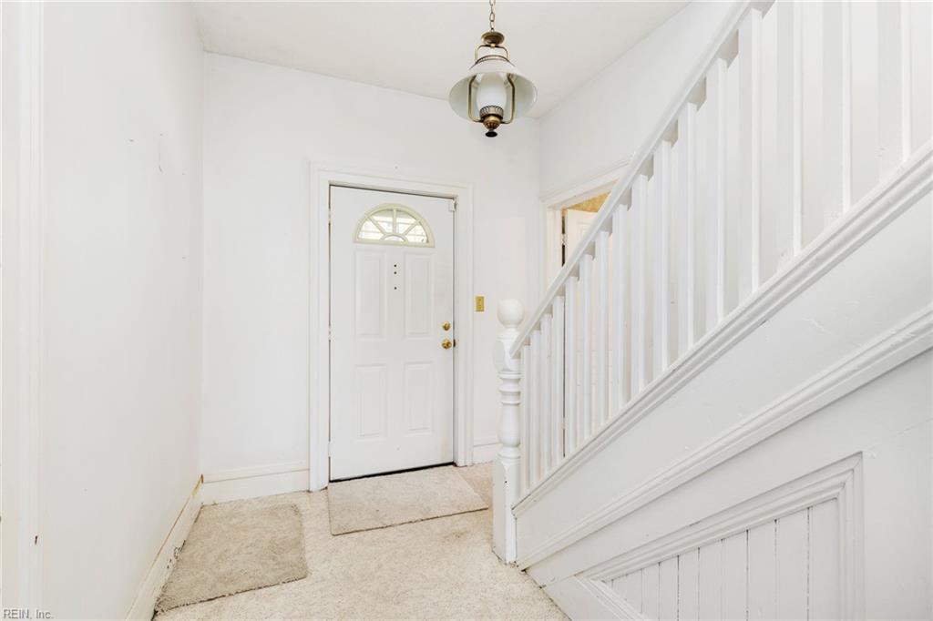 317 Tillar St Property Photo 2