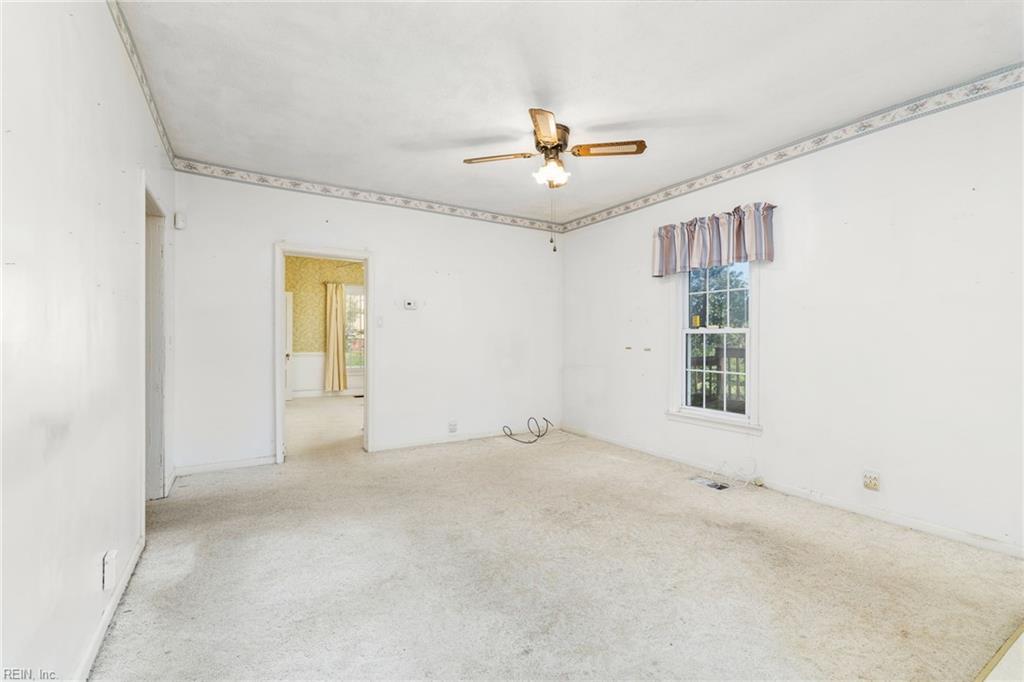 317 Tillar St Property Photo 7