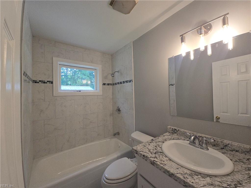 100 Prince James Dr Property Photo 7