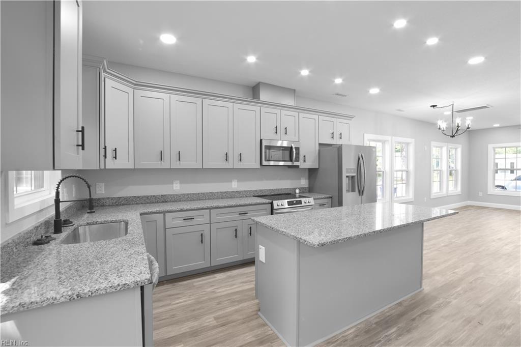 5036 Queen St Property Photo 17
