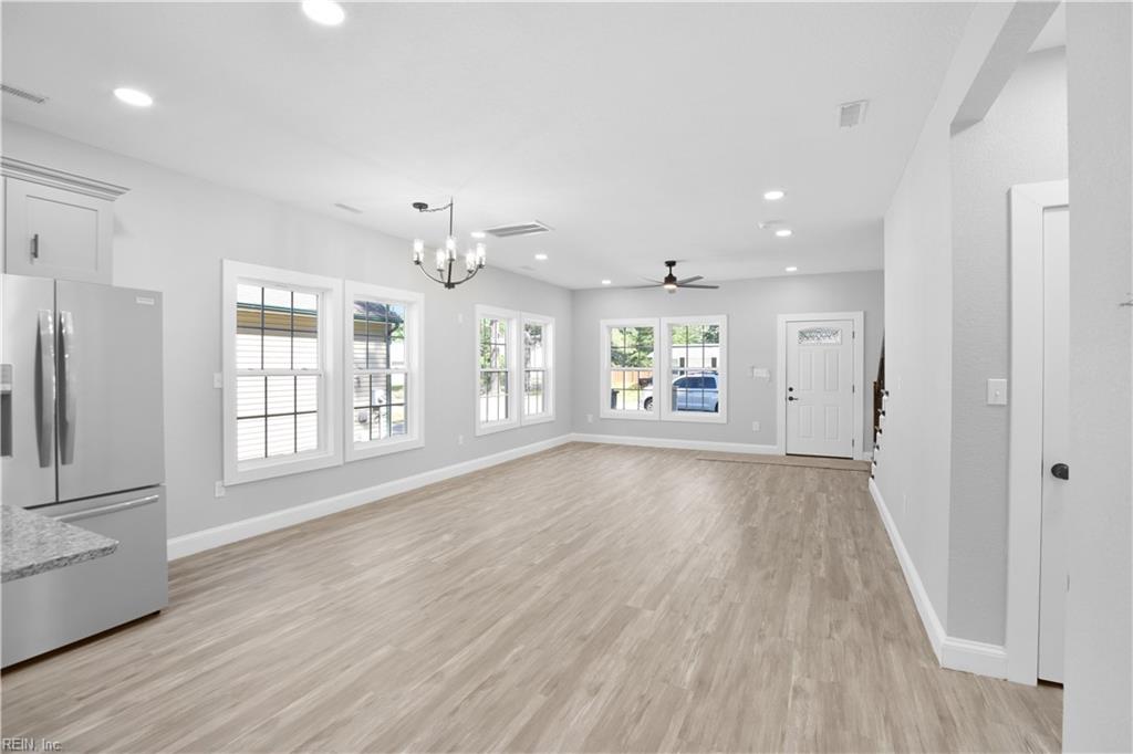 5036 Queen St Property Photo 18
