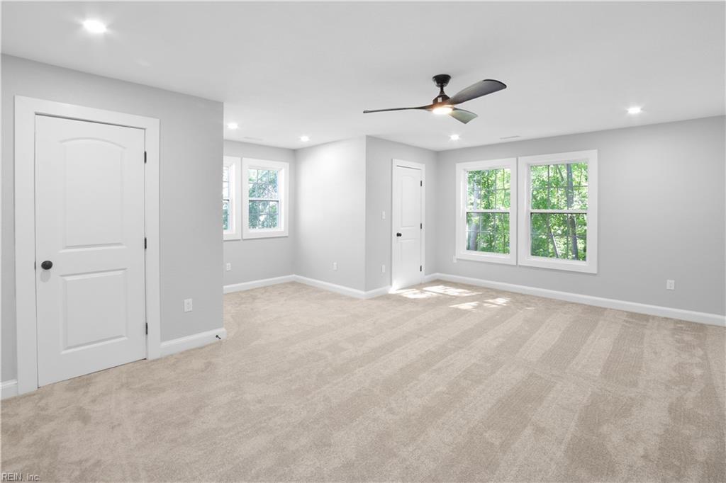 5036 Queen St Property Photo 23