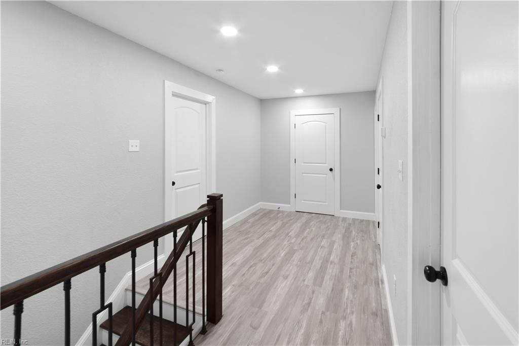 5036 Queen St Property Photo 34
