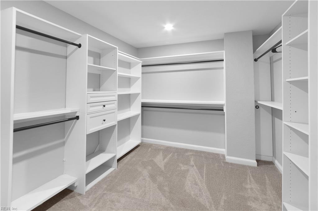 5041 Queen St Property Photo 26