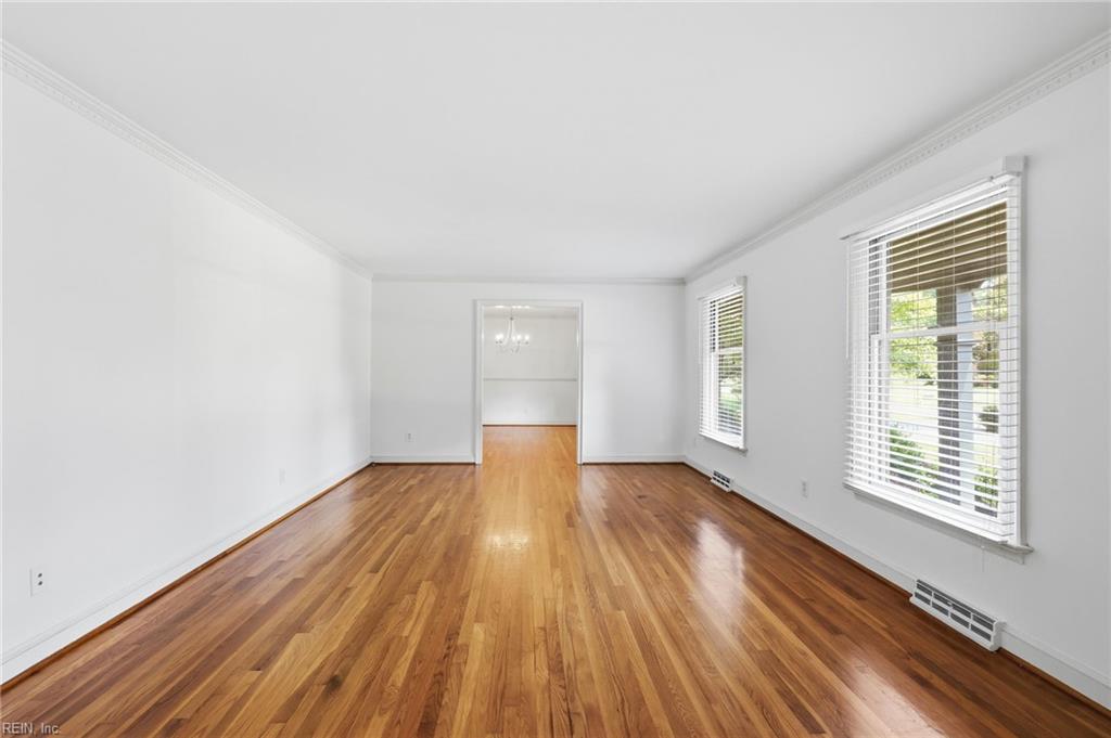 4305 Delray Dr Property Photo 7
