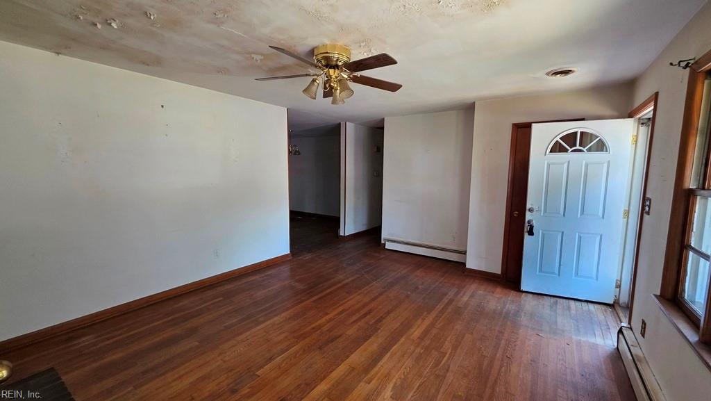 504 Winona Dr N Property Photo 8