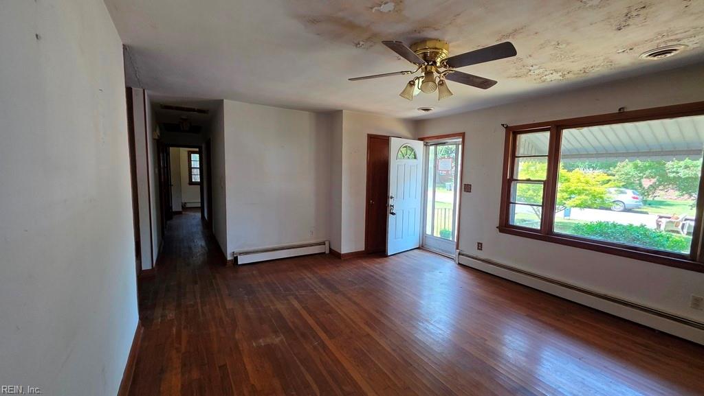 504 Winona Dr N Property Photo 9