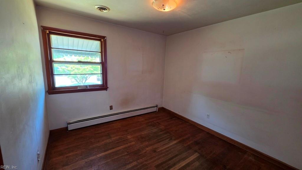 504 Winona Dr N Property Photo 16