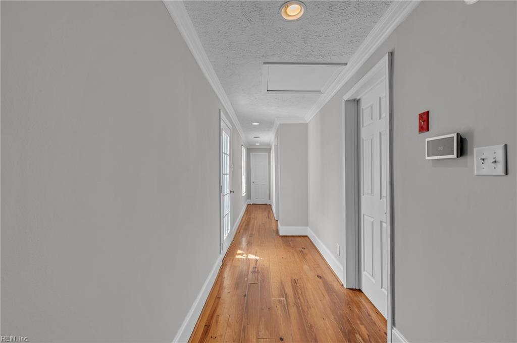 329 Center St Property Photo 30