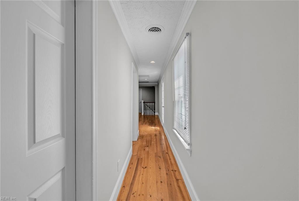 329 Center St Property Photo 33
