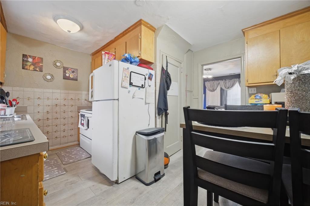 635 Newport News Ave Property Photo 8