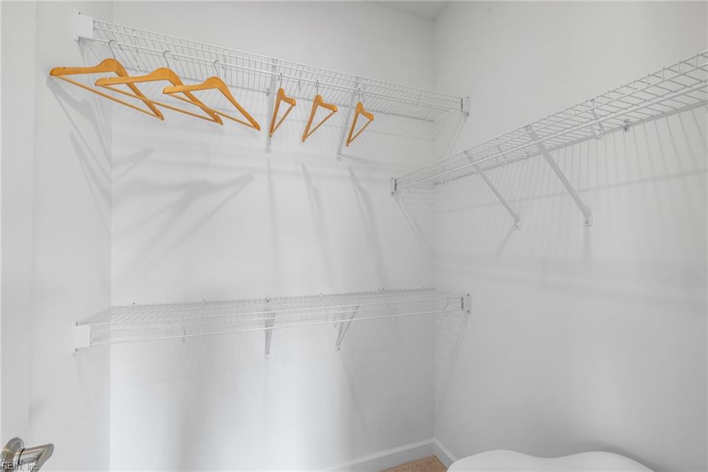 4900 Apricot Way Property Photo 24