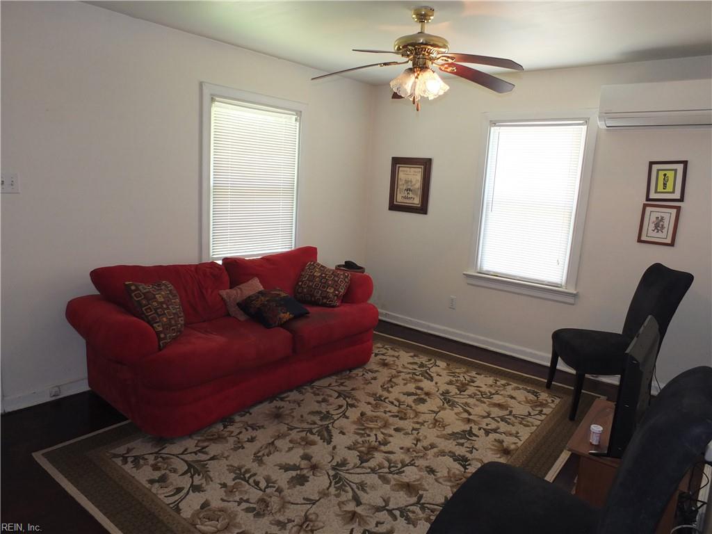 325 Koch Ave Property Photo 4