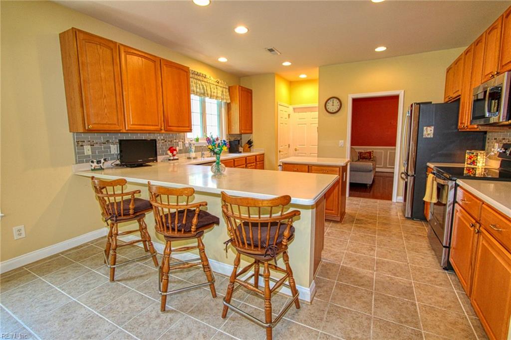 4772 Winterberry Ct Property Photo 2