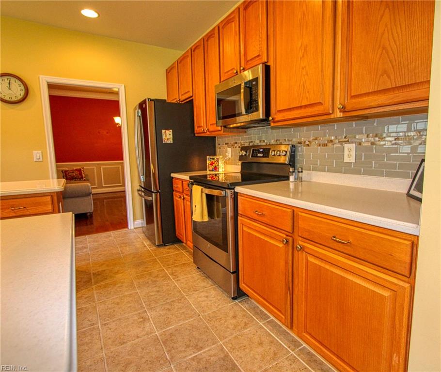 4772 Winterberry Ct Property Photo 4