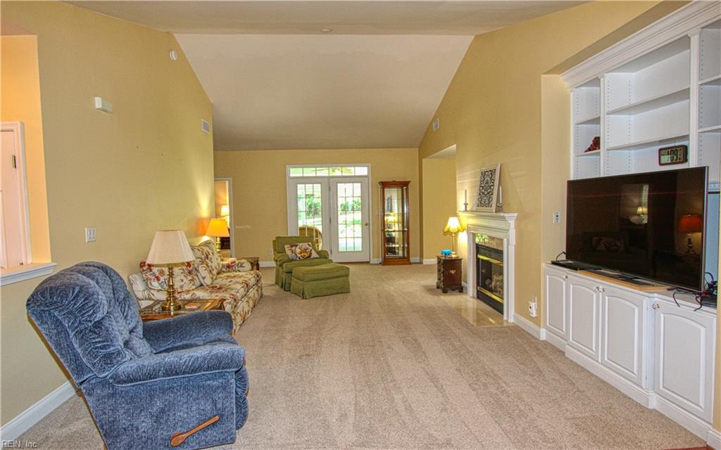 4772 Winterberry Ct Property Photo 8