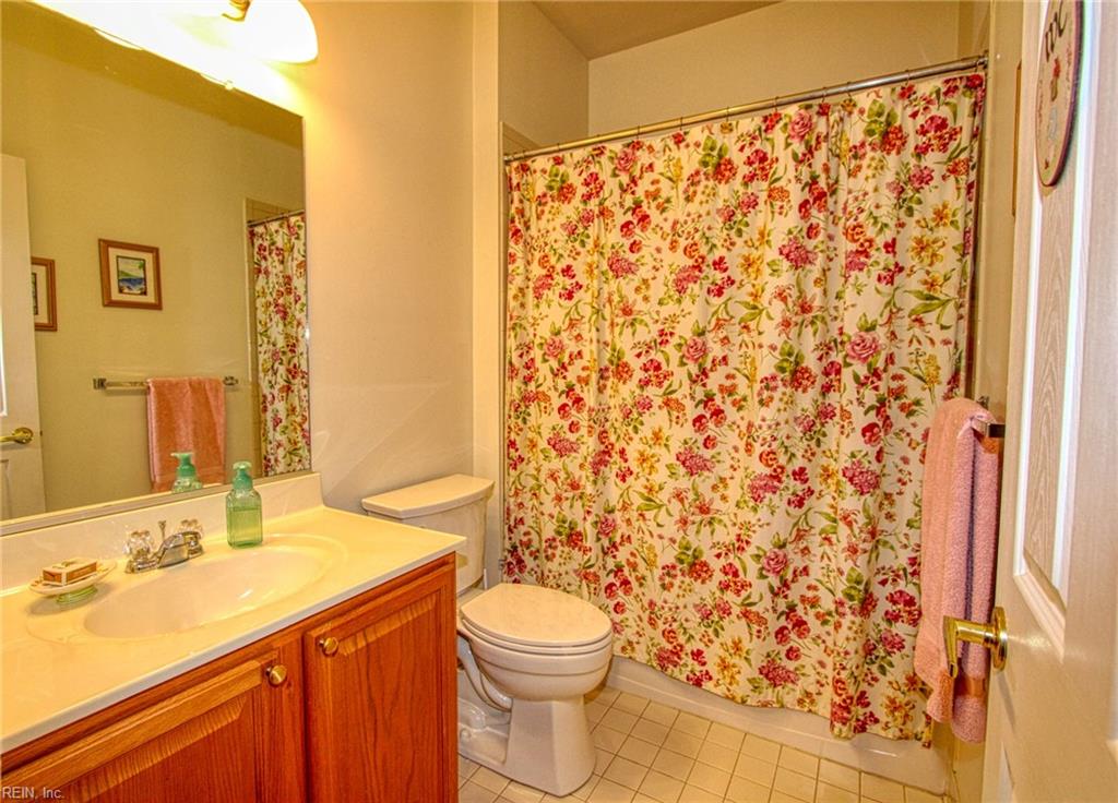4772 Winterberry Ct Property Photo 16
