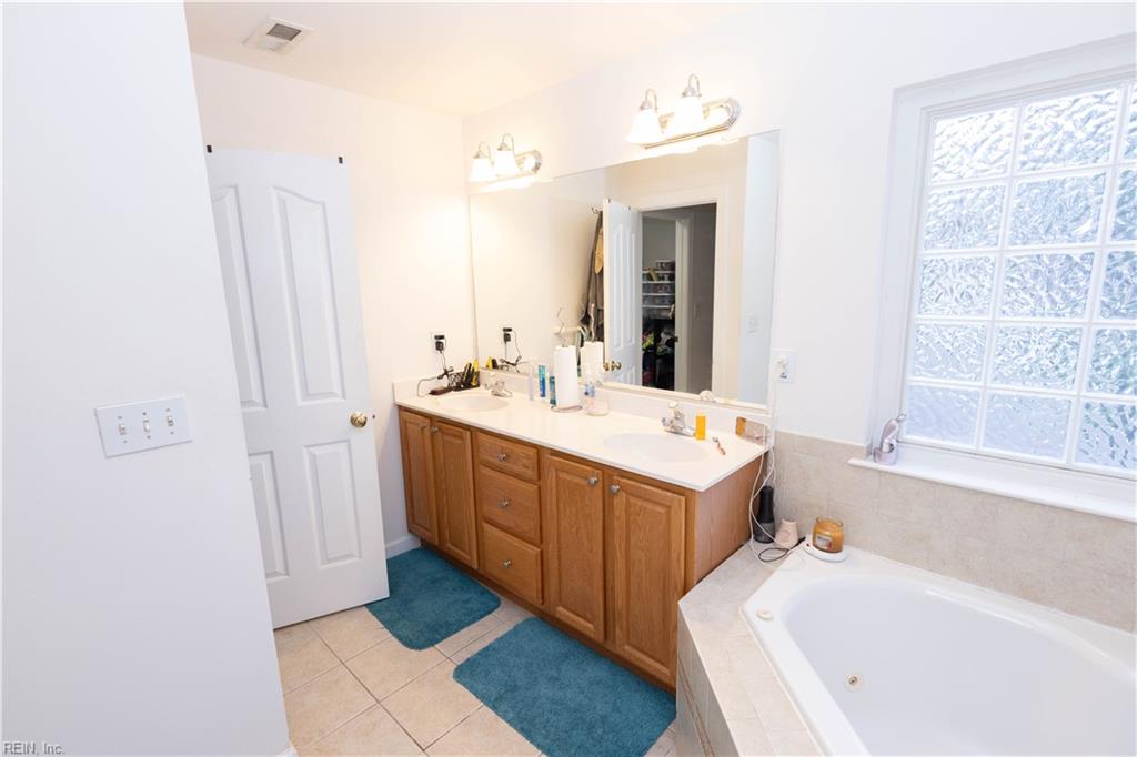 3172 S Stonebridge Dr Property Photo 28